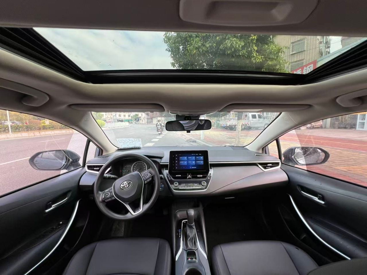 🚗 Toyota Corolla Hybrid 2020