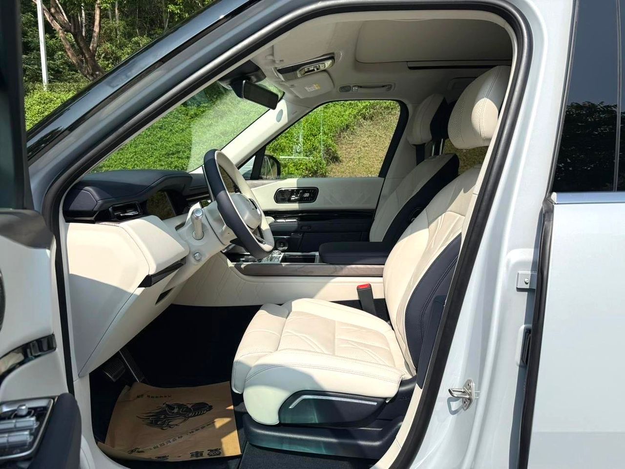 Zeekr 9X 2025 – Full Option