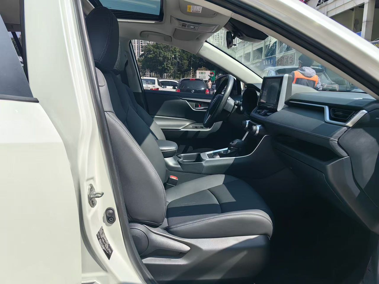 Toyota RAV4 Hybrid 2020 – Full Option