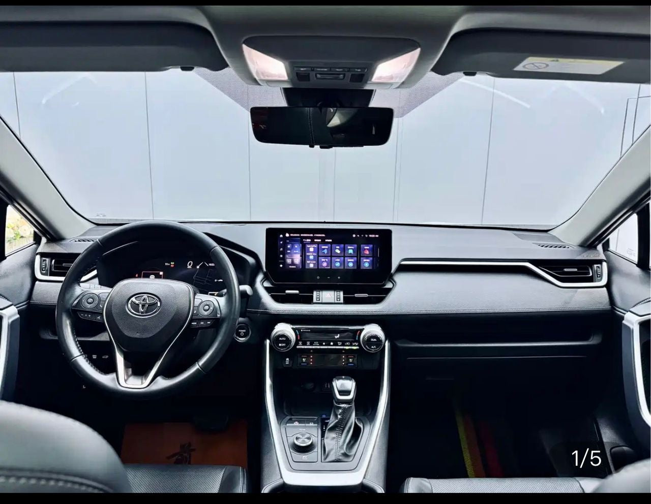 Toyota Wildlander 2023 – Hybrid (Luxury)