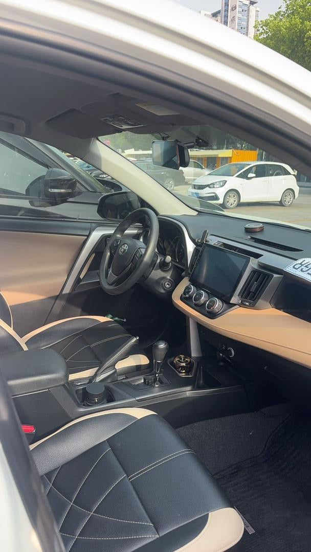 RAV4 TOYOTA 2014
