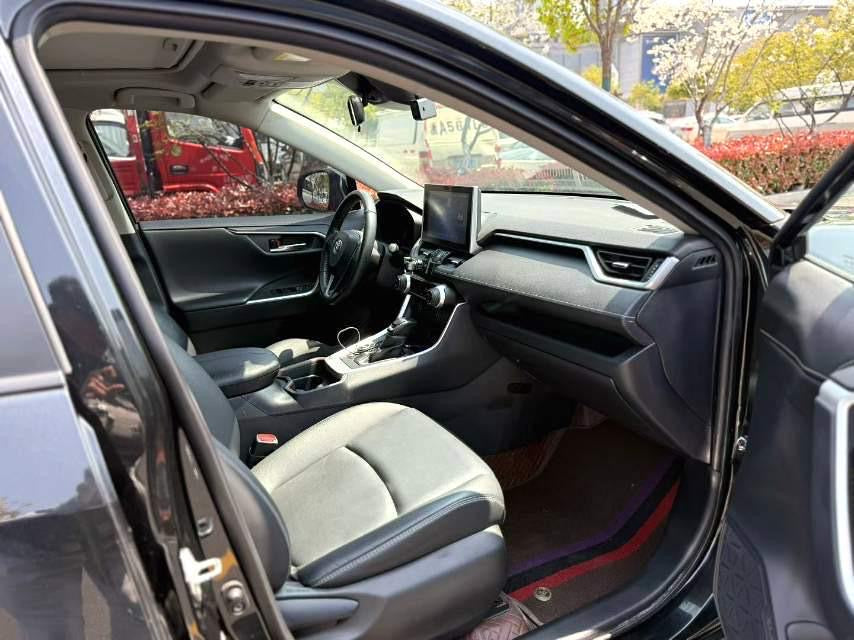 Toyota RAV4 Hybrid 2021 – Elite PLUS