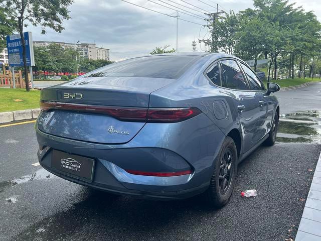 BYD Qin Plus DM-i 2025 — Smart Driving 128KM