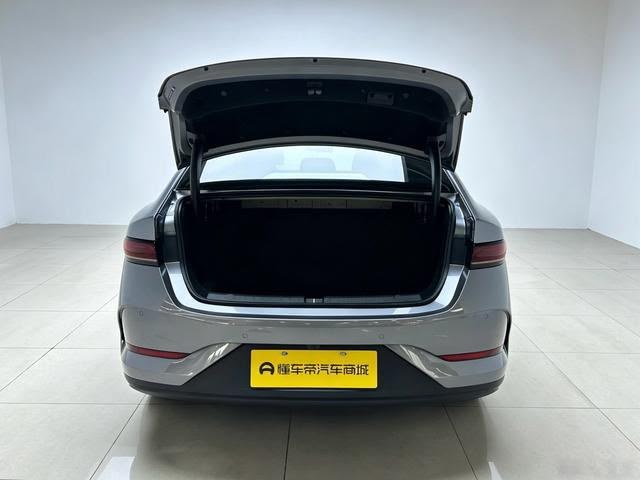 BYD Qin Plus DM-i 2025 — Smart Driving 55KM