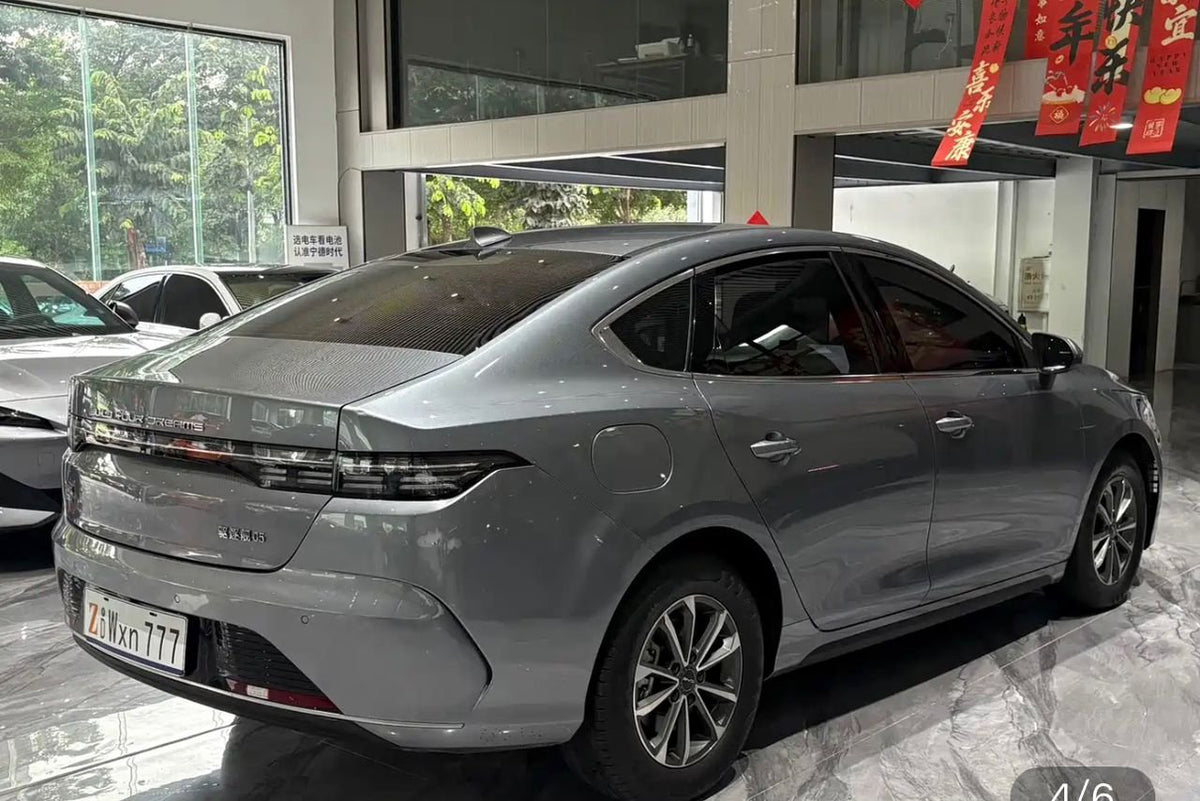 BYD Seal 05 DM-i 2024 — Luxury 46KM (22,000 km)
