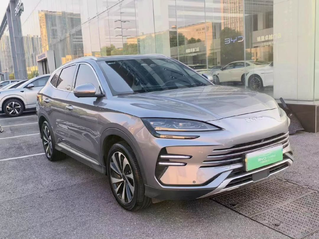 BYD Song Plus DM-i 2023 — Flagship Plus 110KM