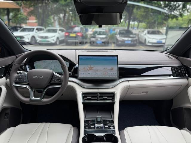 BYD Song Plus DM-i 2025 — 112KM Premium