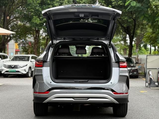 BYD Song Plus DM-i 2025 — 112KM Premium