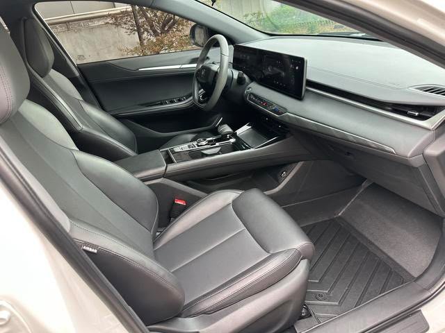 Changan Raeton Plus 2023 — 1.5T DCT Luxury