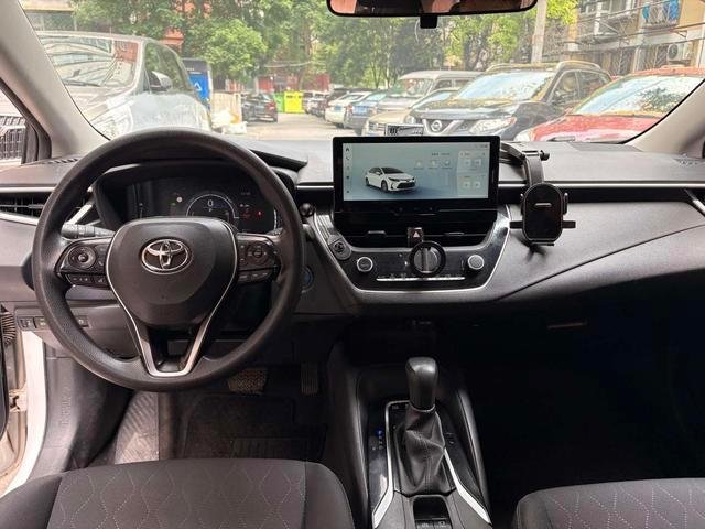 Toyota Corolla Hybrid 2023 — 108,000 km