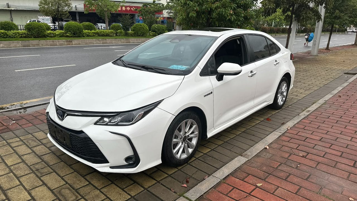 Toyota Corolla Hybrid 2023 — 29.000 km