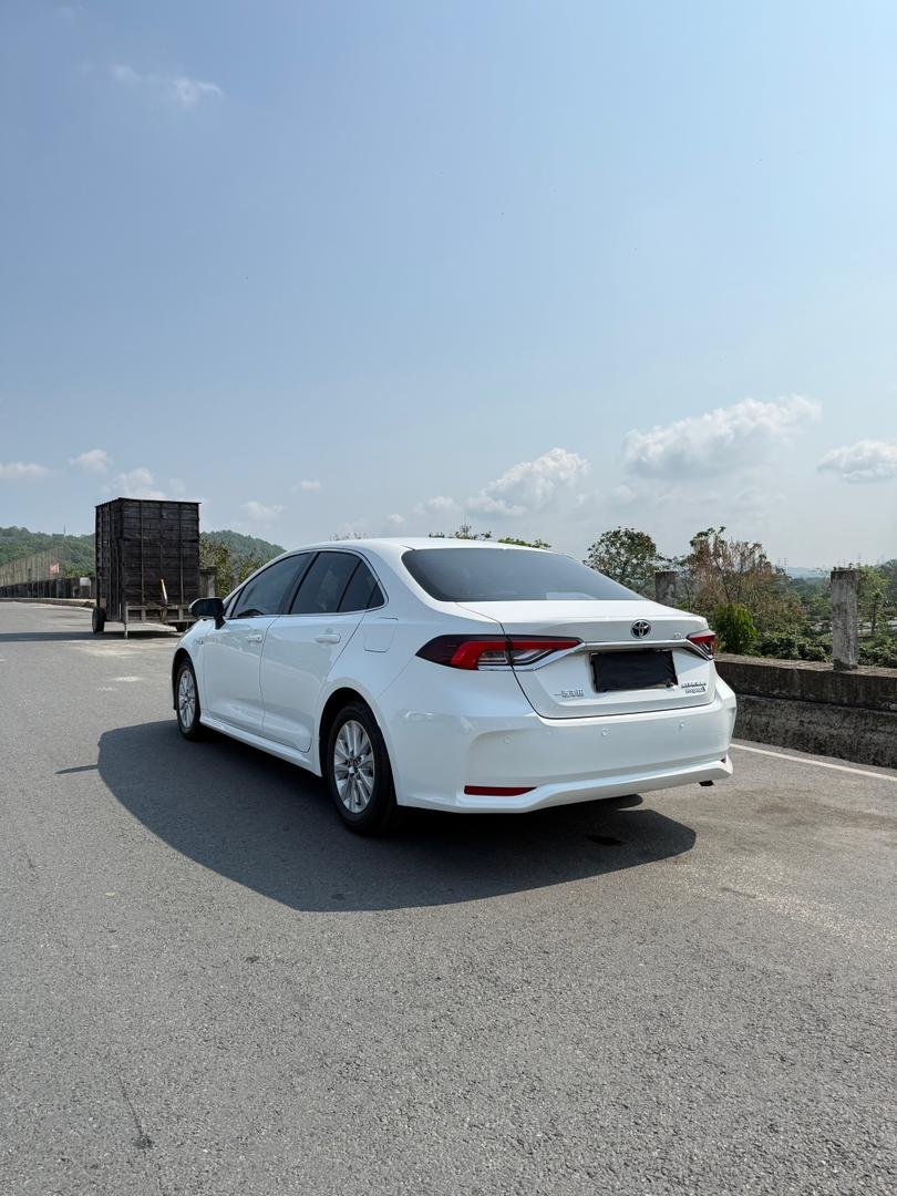 Toyota Corolla Hybrid 2024 — 11,000 km