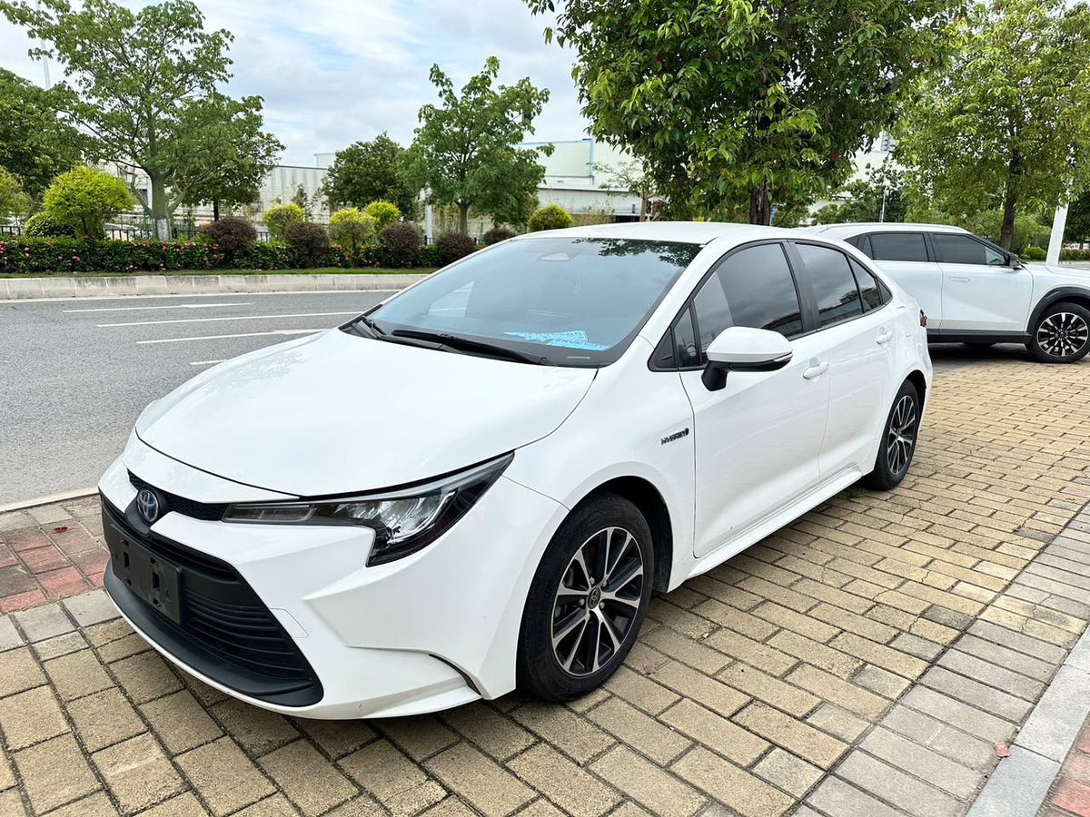 Toyota Corolla Hybrid 2024 — 28,000 km