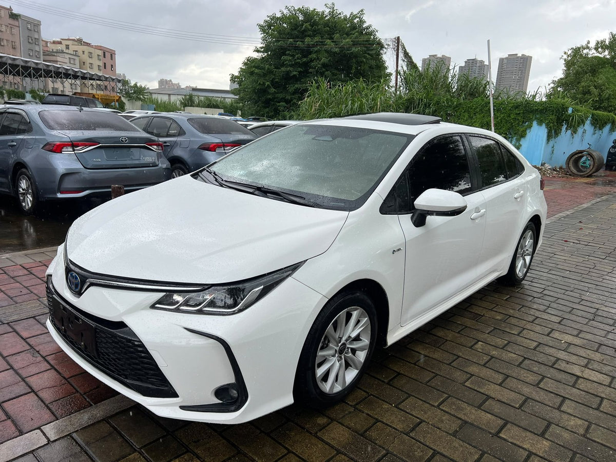 Toyota Corolla Hybrid 2024 — 34.000 km