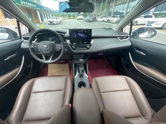 Toyota Corolla Hybrid 2024 — 48,000 km