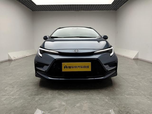 Toyota Corolla Hybrid Sport 2024 — 13,000 km