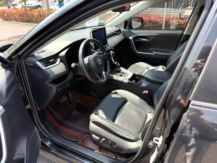 Toyota RAV4 Hybrid 2021 – Elite PLUS