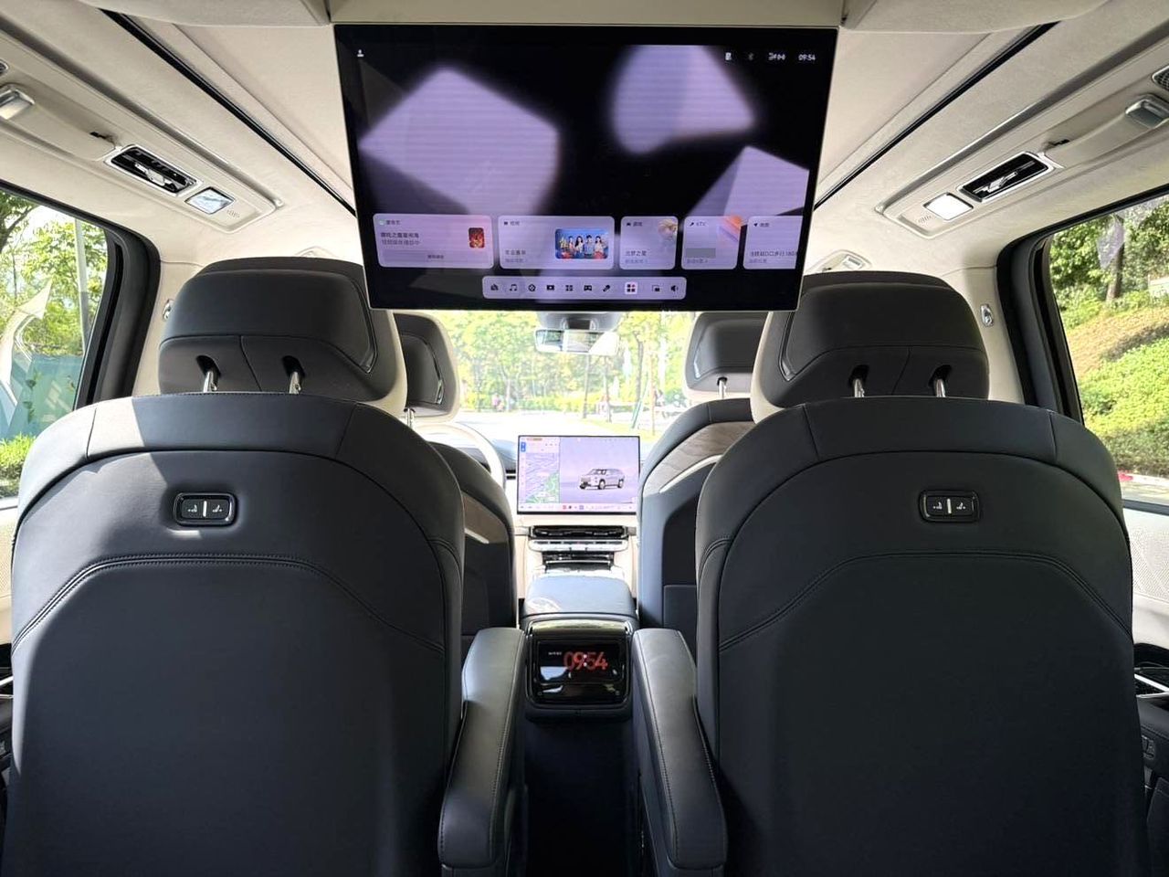Zeekr 9X 2025 – Full Option