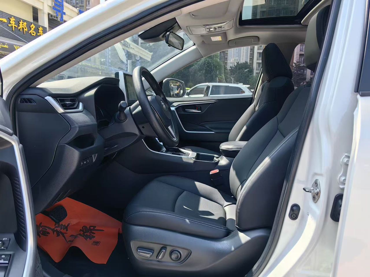 Toyota RAV4 Hybrid 2020 – Full Option
