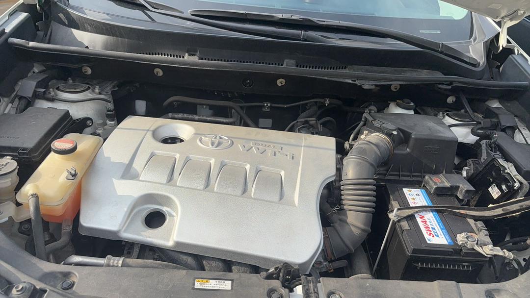 Toyota RAV4 2014