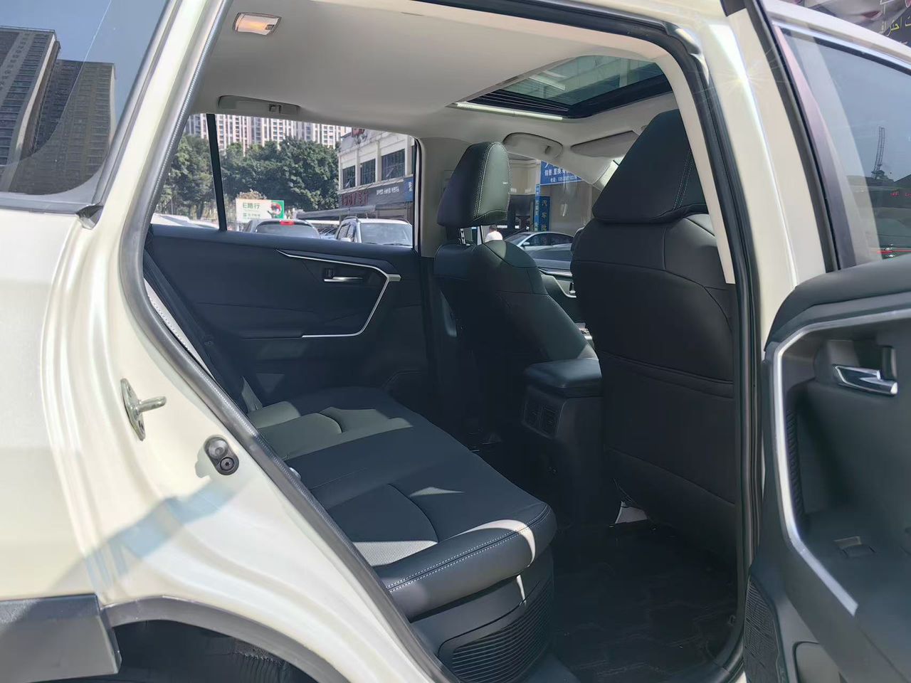 Toyota RAV4 Hybrid 2020 – Full Option