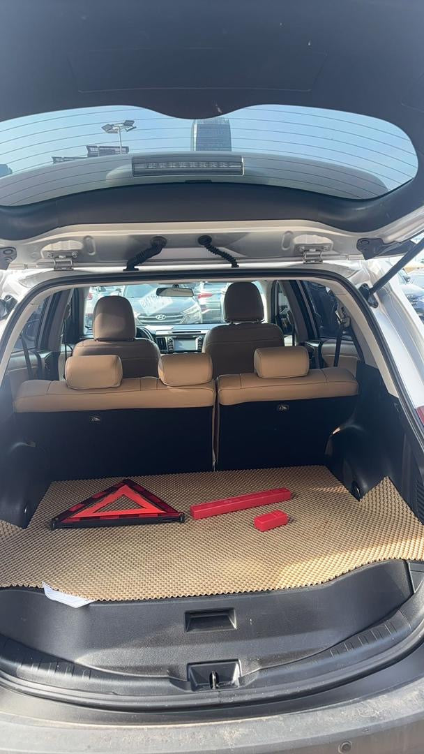 Toyota RAV4 2014