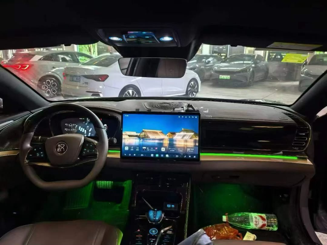 BYD Han DM-i 2025 — Prestige 125KM (LiDAR)