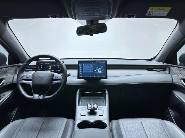 BYD Qin Plus DM-i 2025 — Smart Driving 55KM