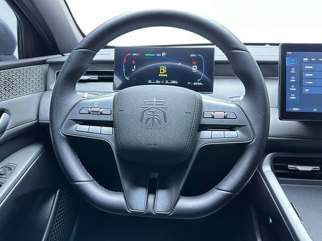 BYD Qin Plus DM-i 2025 — Smart Driving 55KM