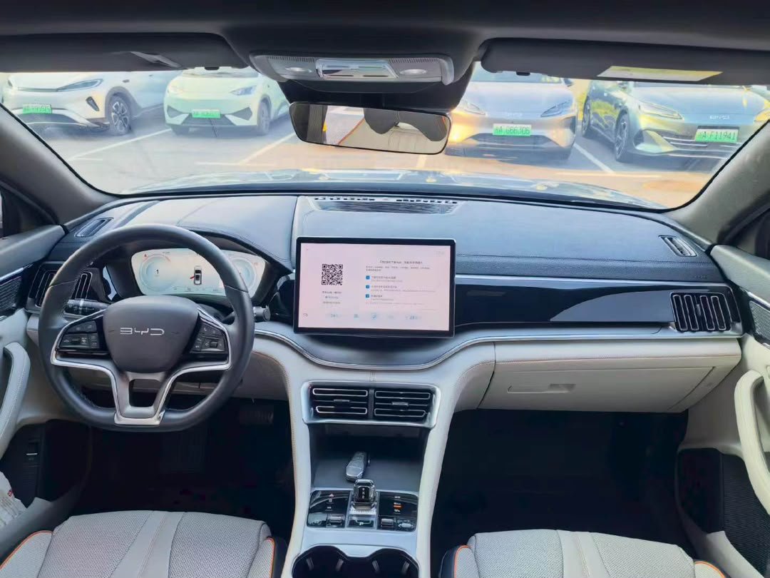 BYD Song Plus DM-i 2023 — Flagship Plus 110KM