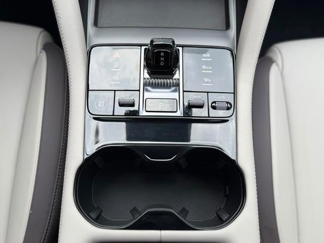 BYD Song Plus DM-i 2025 — 112KM Premium