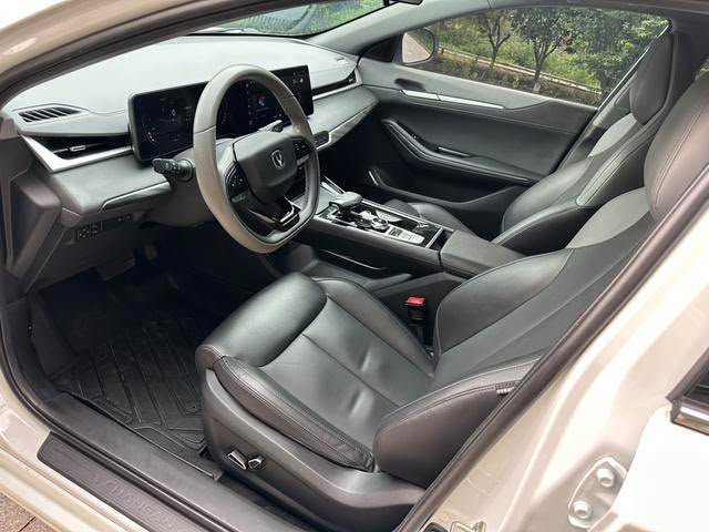 Changan Raeton Plus 2023 — 1.5T DCT Luxury