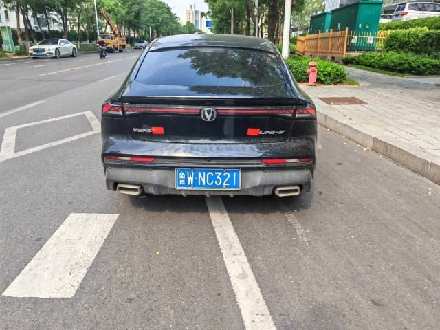 Changan UNI-V 2024 — 1.5T Premium