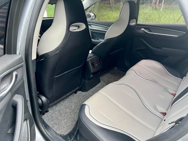 Jetour Dasheng 05 DM-i 2023 — Champion Luxury