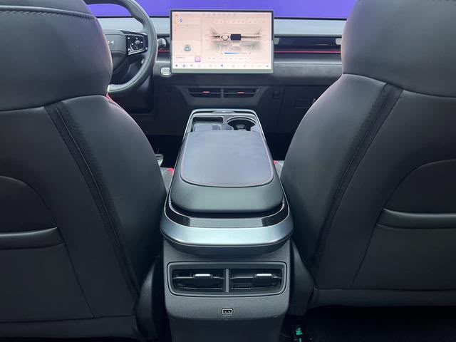Jetour Dasheng i-DM 2023 — Flash