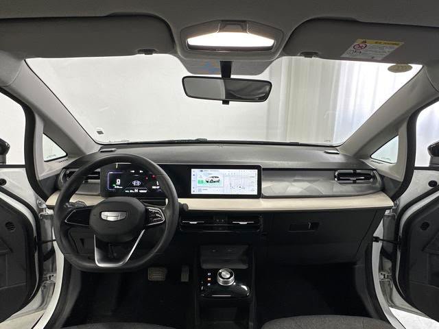 Geely Geometry E Firefly 2024 — EV 301KM