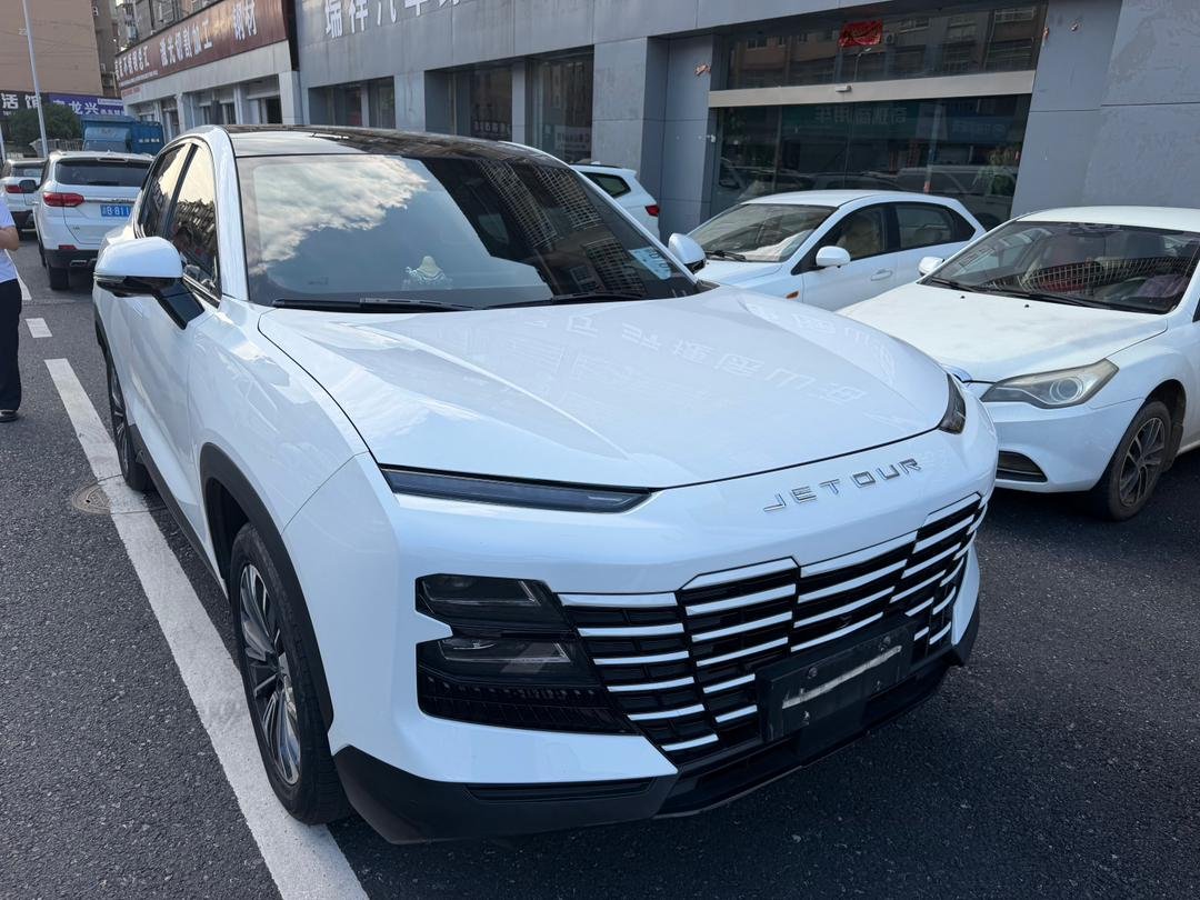 Jetour Dasheng 2023 — Plug-in Hybrid (35,000 km)