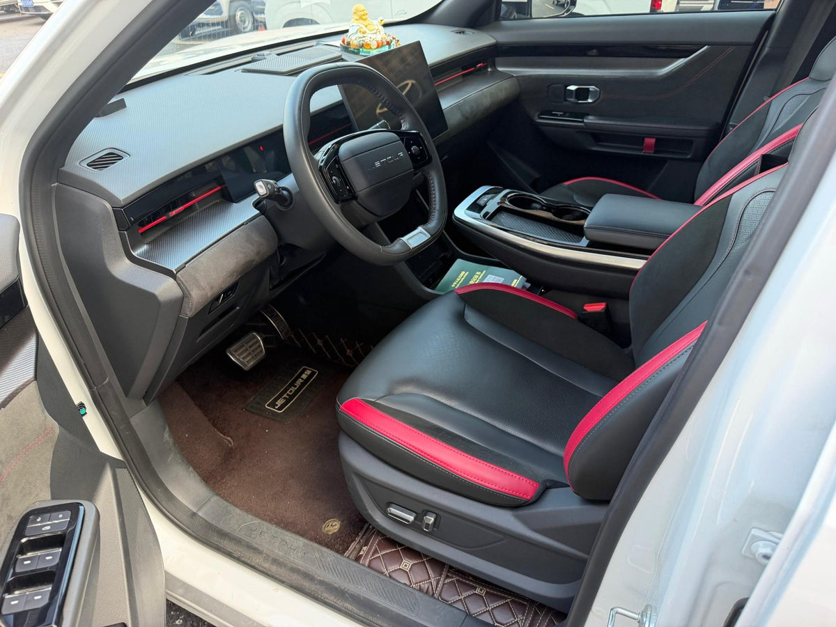 Jetour Dasheng 2023 — Plug-in Hybrid (35,000 km)