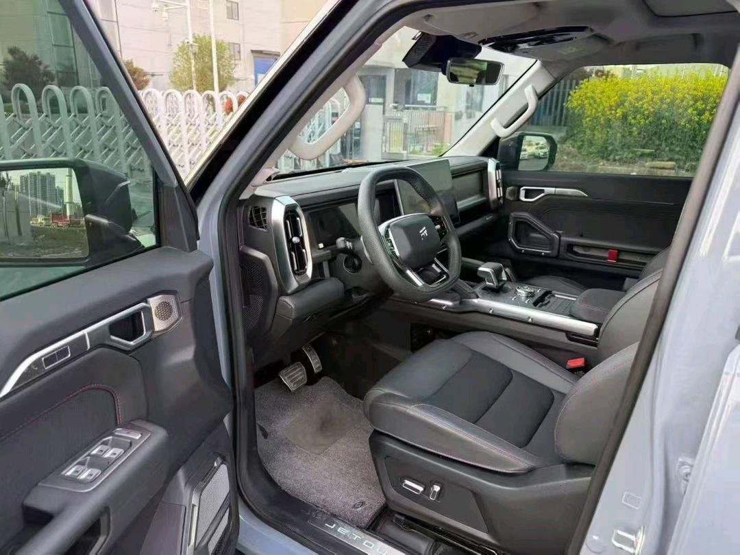 Jetour T2 2025 — 2.0T 4WD Hybrid (25,000 km)