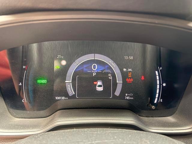 Toyota Corolla Hybrid 2023 — 108,000 km