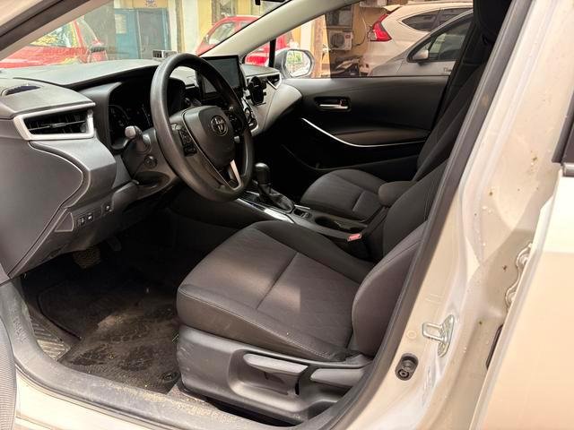 Toyota Corolla Hybrid 2023 — 108,000 km