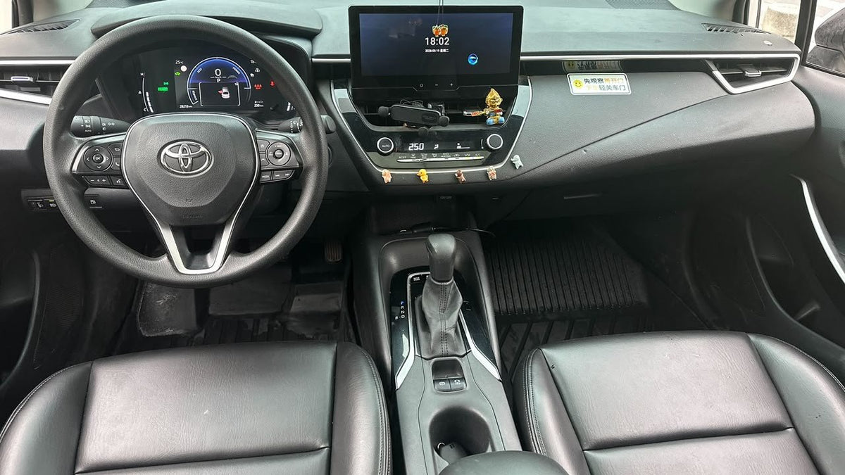 Toyota Corolla Hybrid 2023 — 29.000 km