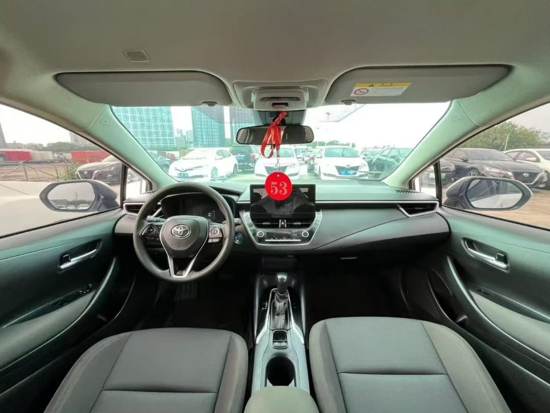 Toyota Corolla Hybrid 2023 — 29.000 km