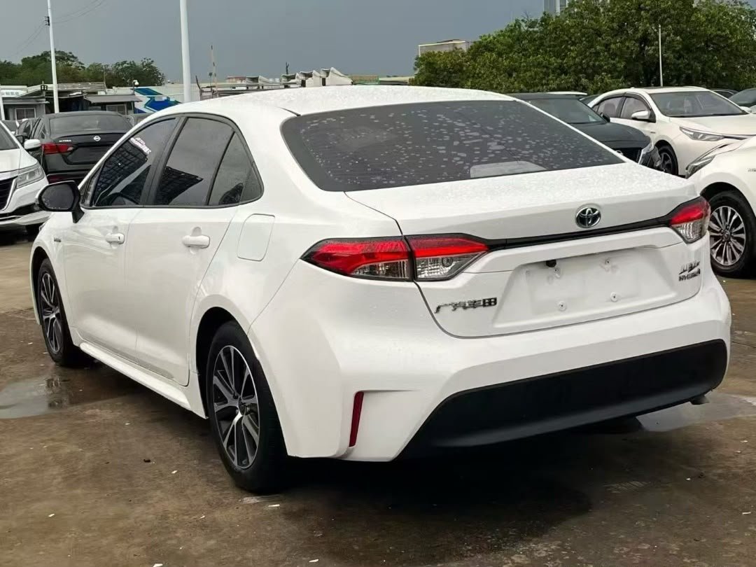 Toyota Corolla Hybrid 2023 — 29.000 km