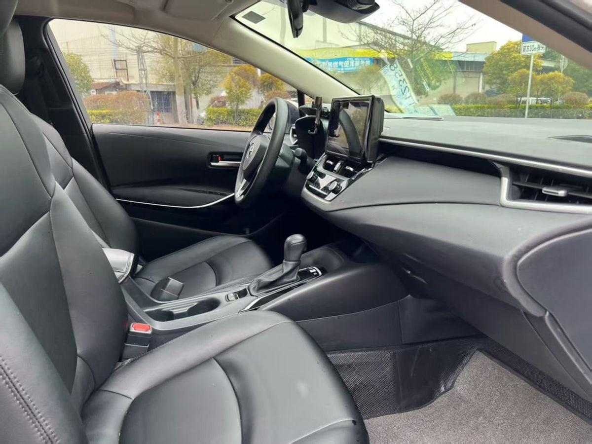 Toyota Corolla Hybrid 2023 — 47,000 km