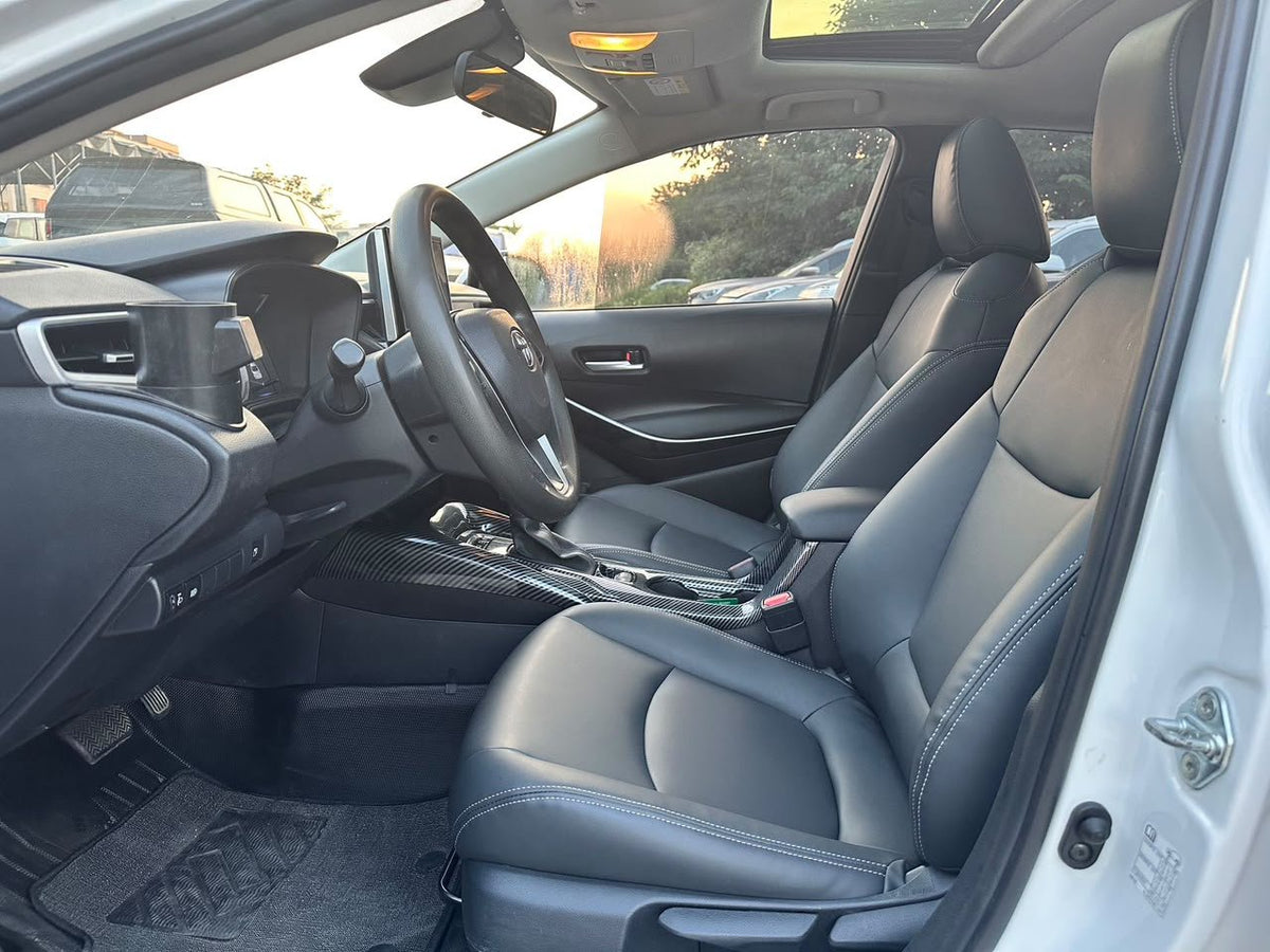 Toyota Corolla Hybrid 2023 — 49.000 km