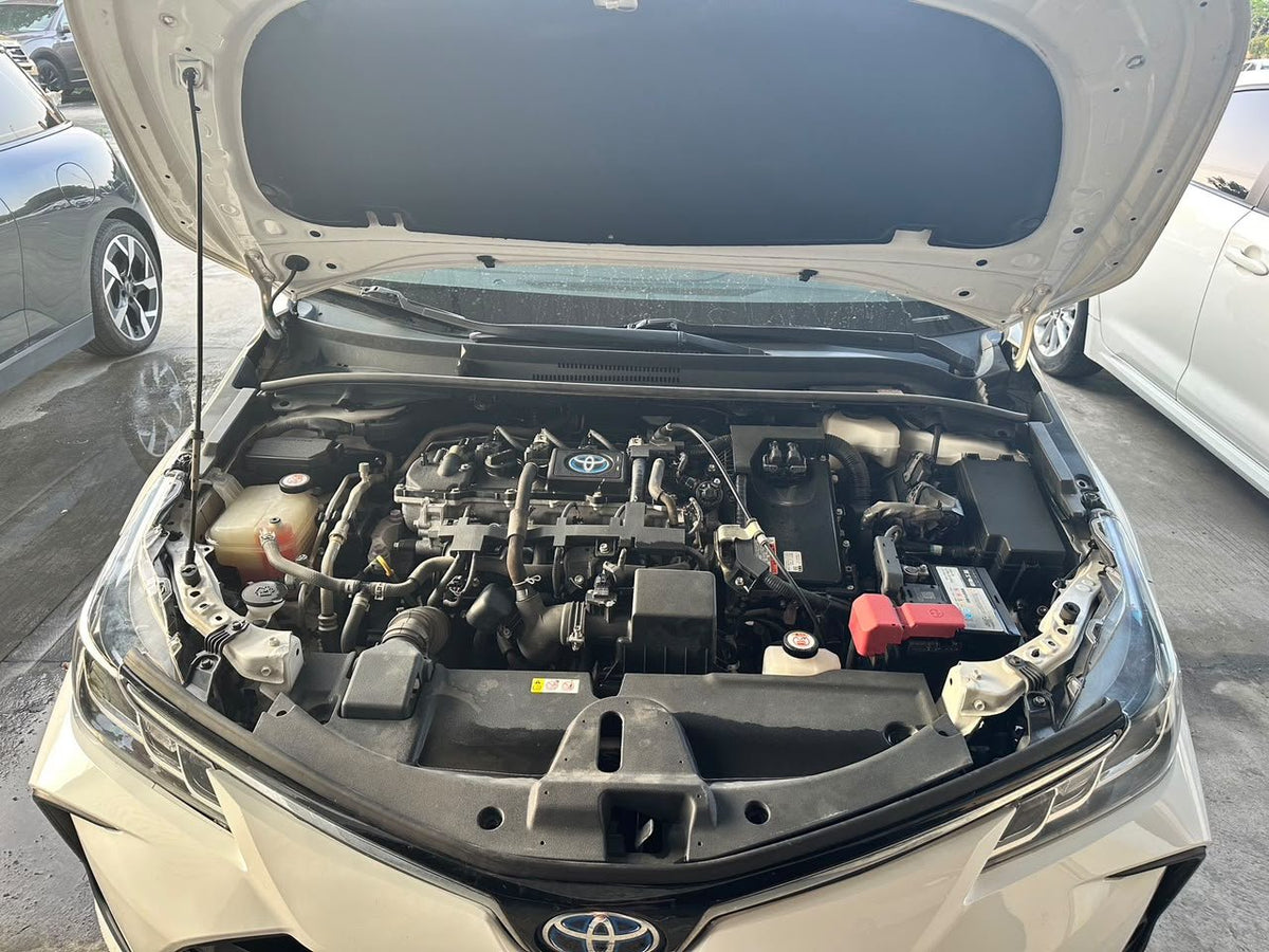 Toyota Corolla Hybrid 2023 — 49.000 km