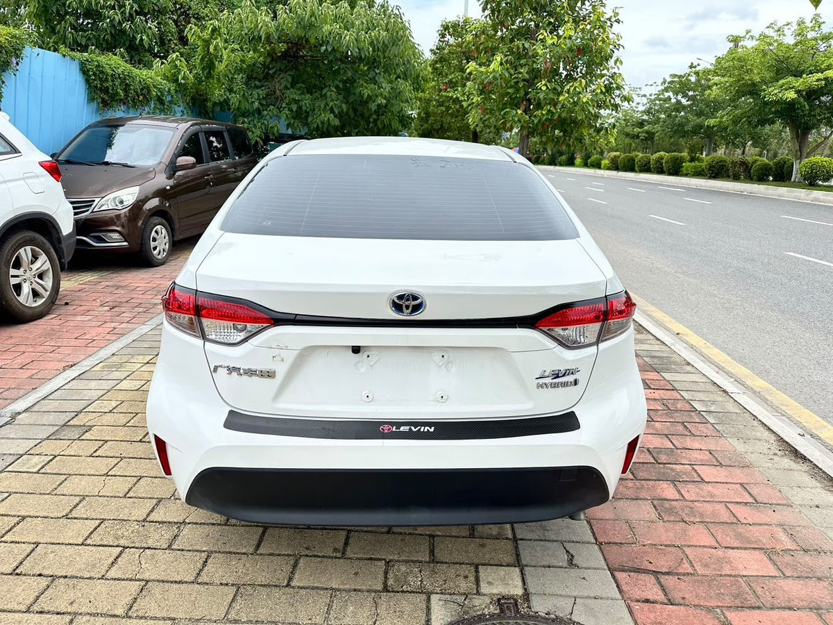 Toyota Corolla Hybrid 2024 — 28,000 km