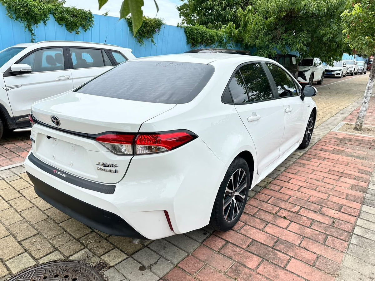 Toyota Corolla Hybrid 2024 — 28,000 km