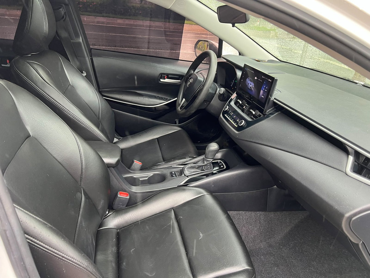 Toyota Corolla Hybrid 2024 — 34.000 km